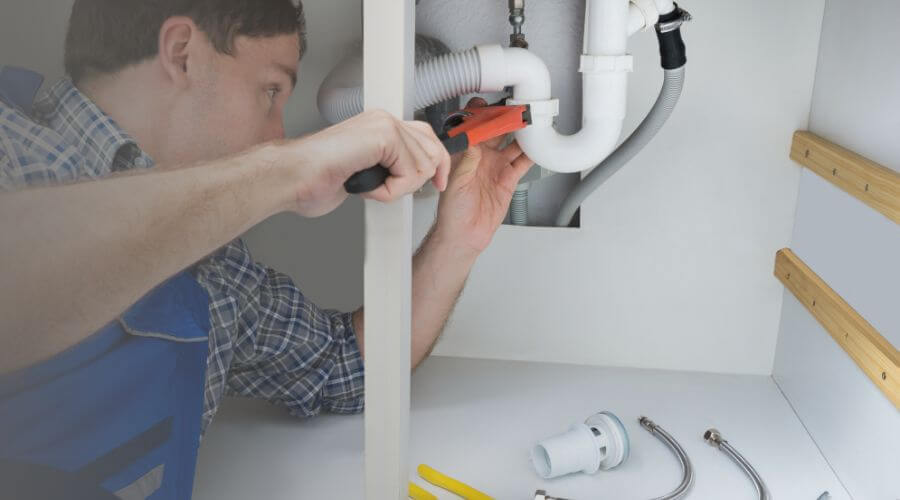 Local tankless water heater installation in Williamstown, KY